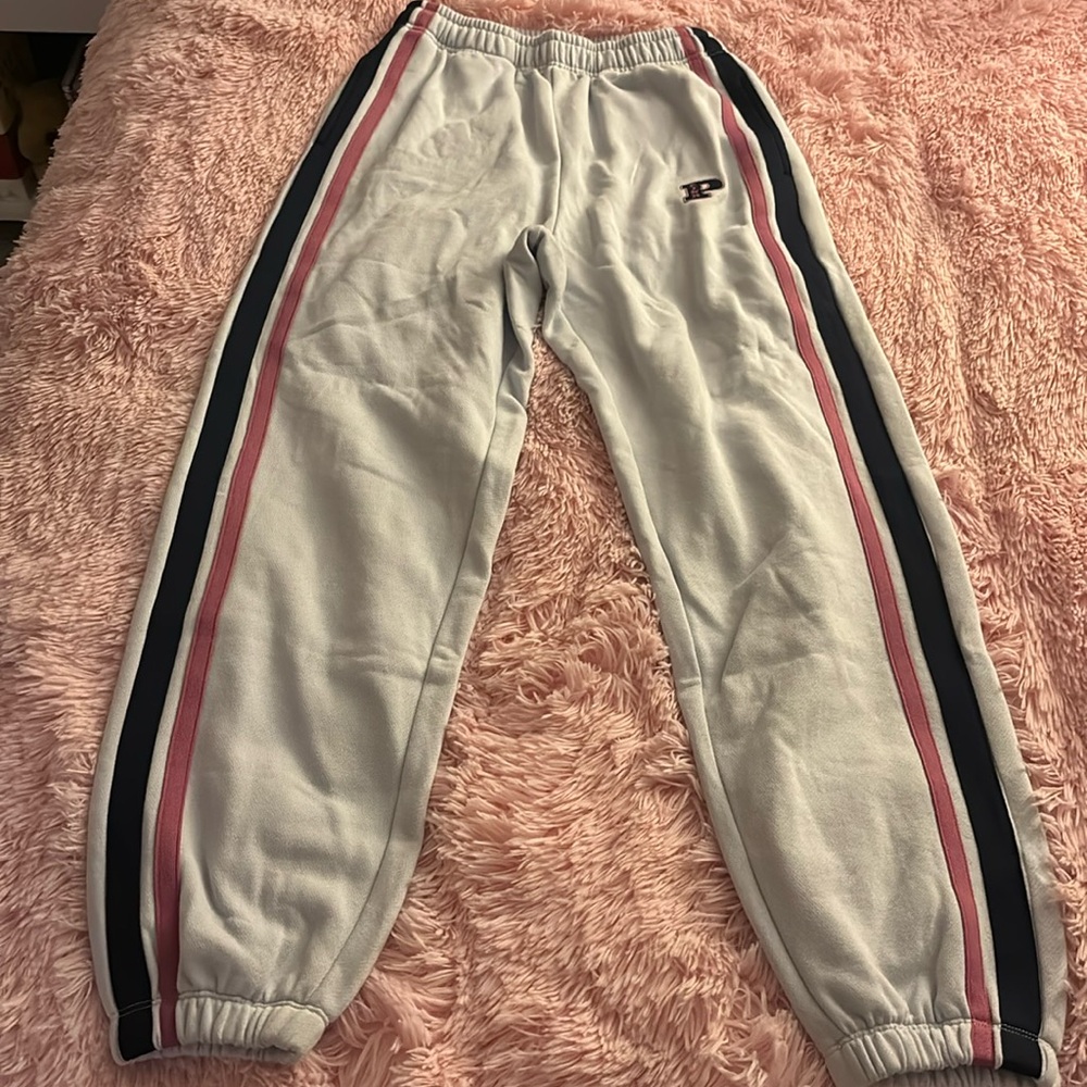 VS sweatpants